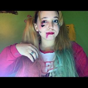 Meet your Posher, Casey